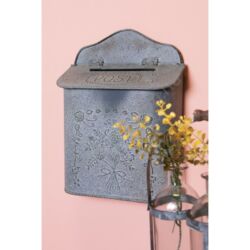 Fém postaláda - rusztikus - virág díszes